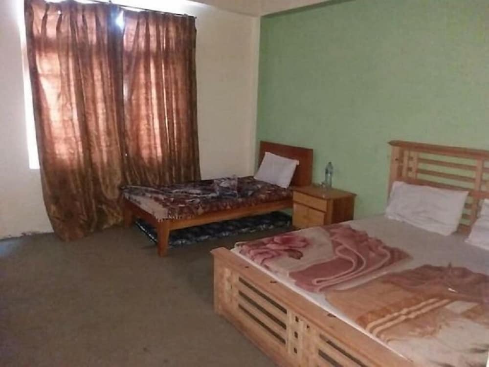 Standard Triple Room photo 3