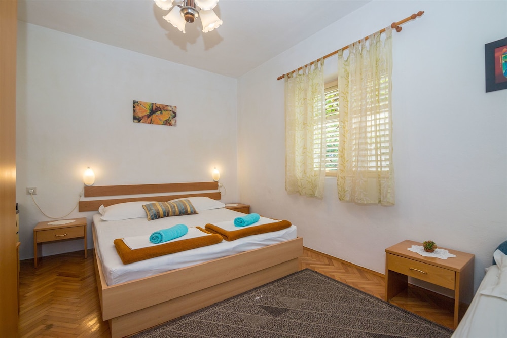 Apartment (A1)