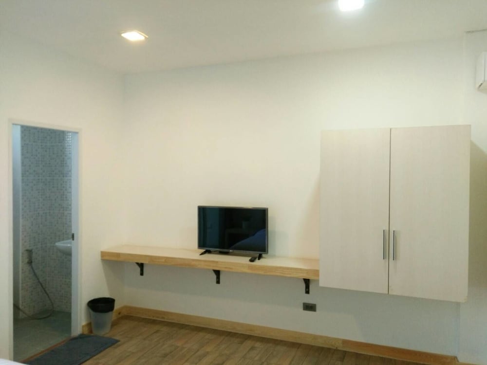 Economy Room photo 2