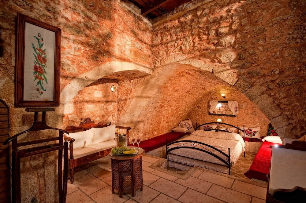 Standard Suite, 1 Double or 2 Twin Beds - Photo 3