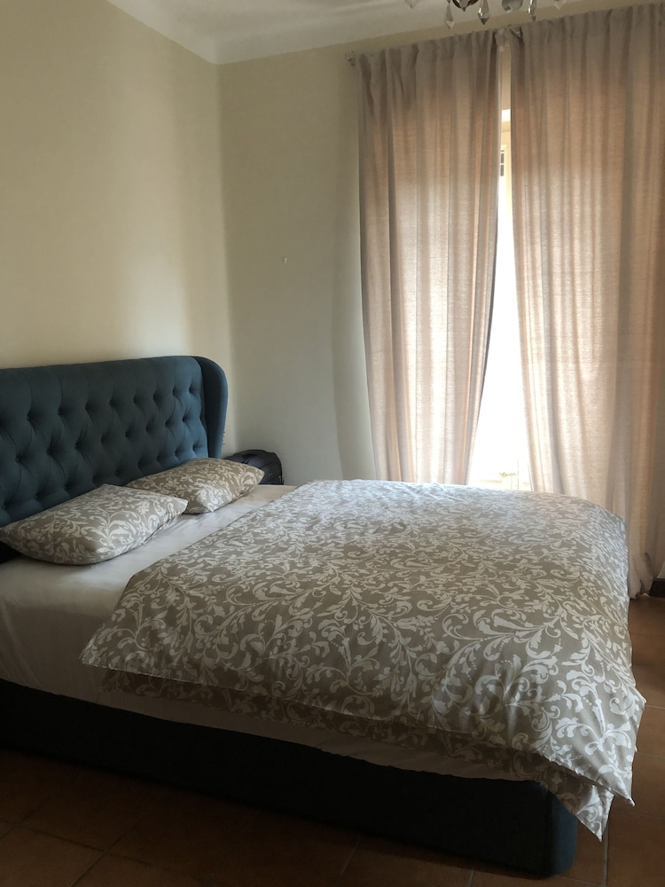 Deluxe Double Room, Non Smoking, Mountain View photo 2