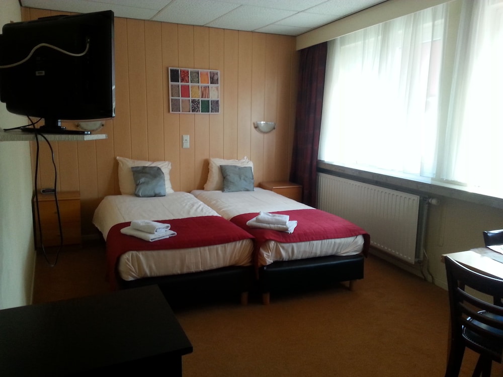Double Room photo 3