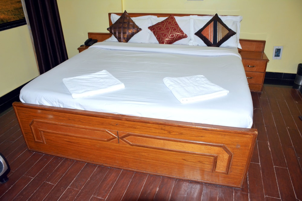 Royal Suite photo 2