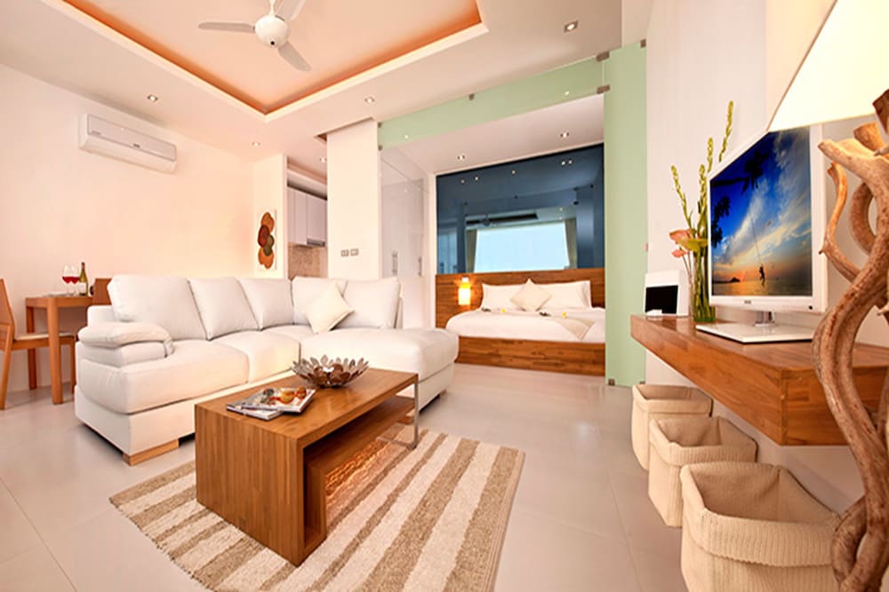 Suite, 1 Bedroom photo 3