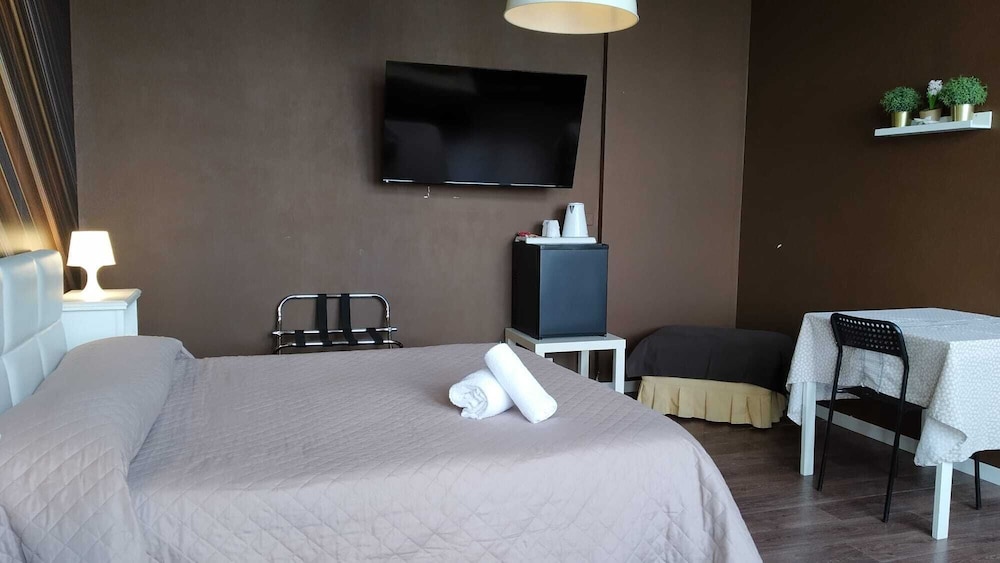 Triple Room, Ensuite (82) - Photo 7