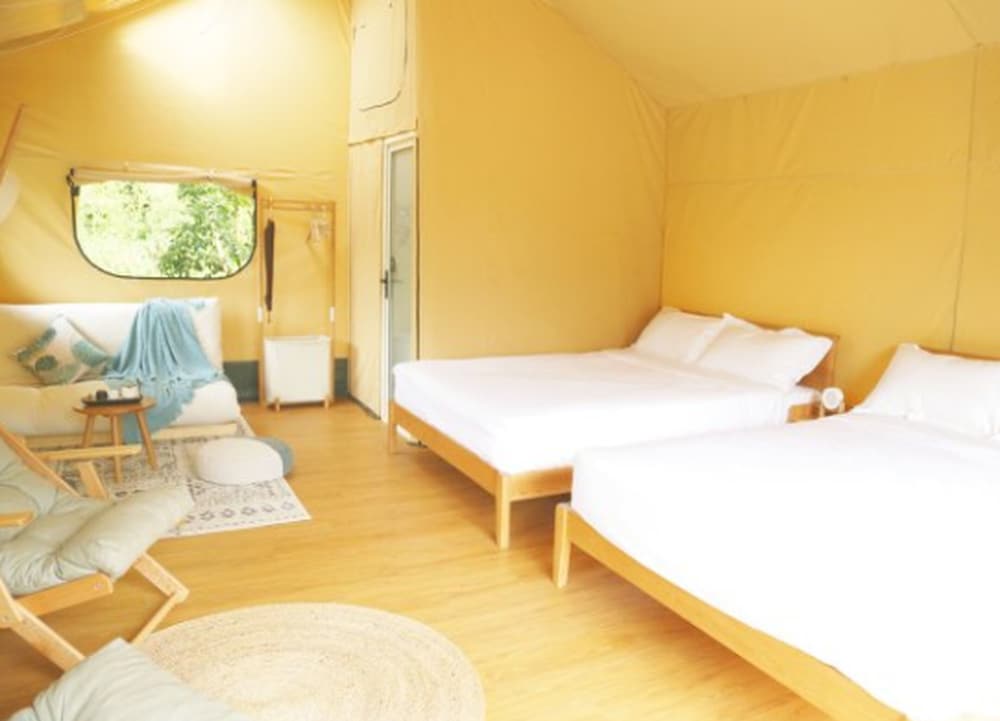 PuYue Twin Room