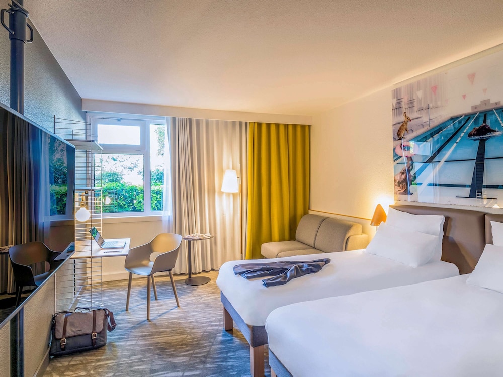 Classic Room, Multiple Beds - Photo 2