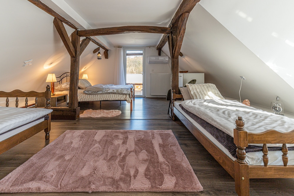 Family Villa, Multiple Beds, Mountainside (Romantic Pool Villa Angela With Sauna)