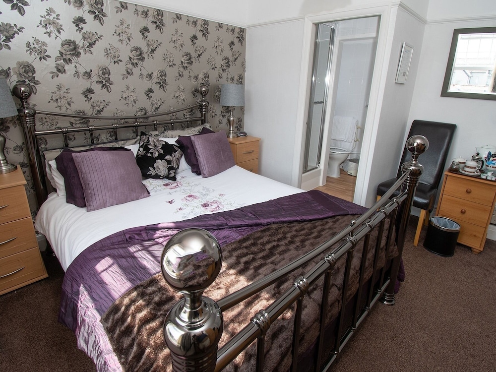 Superior Double Room, Ensuite photo 3