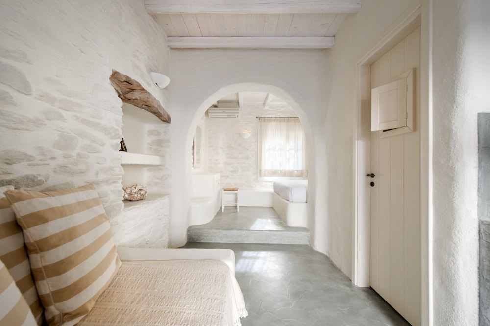 Traditional Triple Room - Photo 6