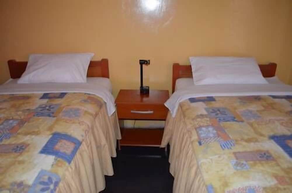 Classic Twin Room photo 1