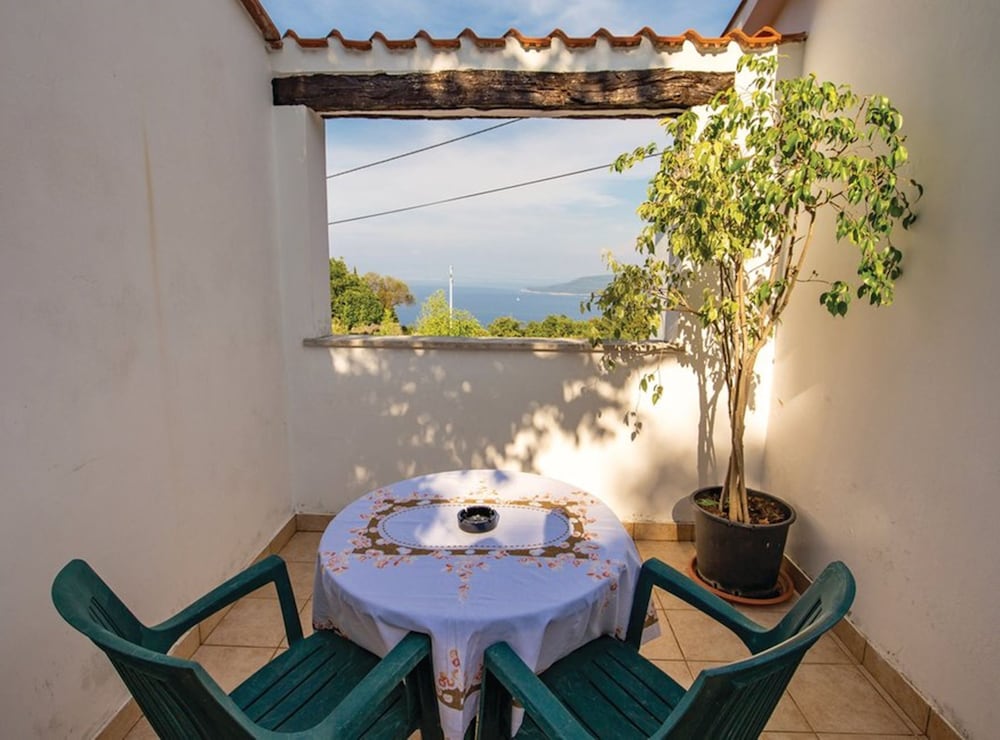 Apartment (Three Bedroom Apartment with Sea View) photo 2