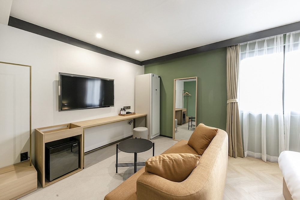 VIP Room with Airdresser photo 2