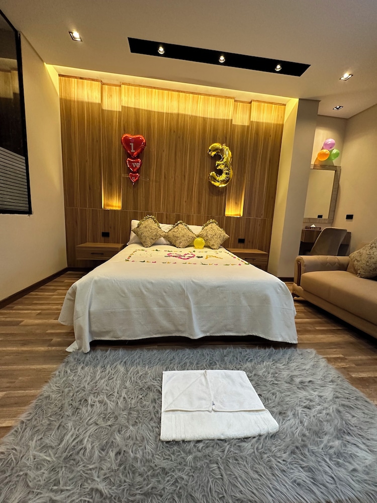 Superior Room, 1 Large Twin Bed photo 3
