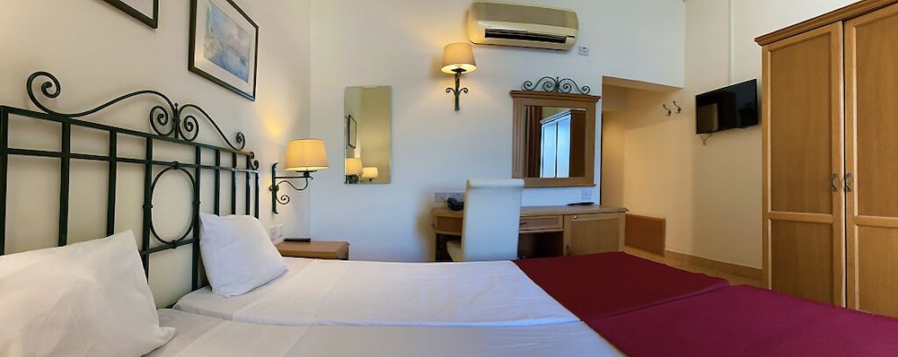 Twin Room, Sea View - Photo 1