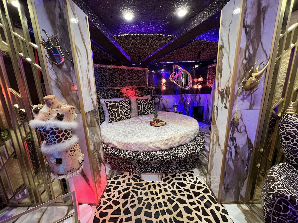 Grand Studio Suite photo 2