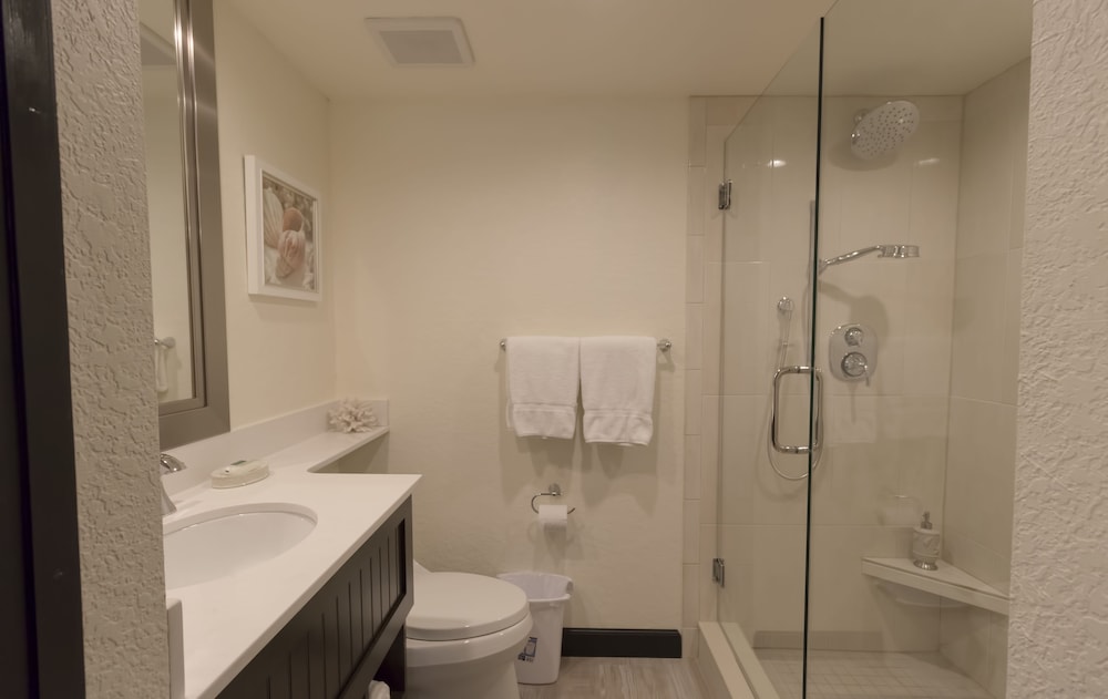 Luxury Suite, 2 Bedrooms - Photo 7