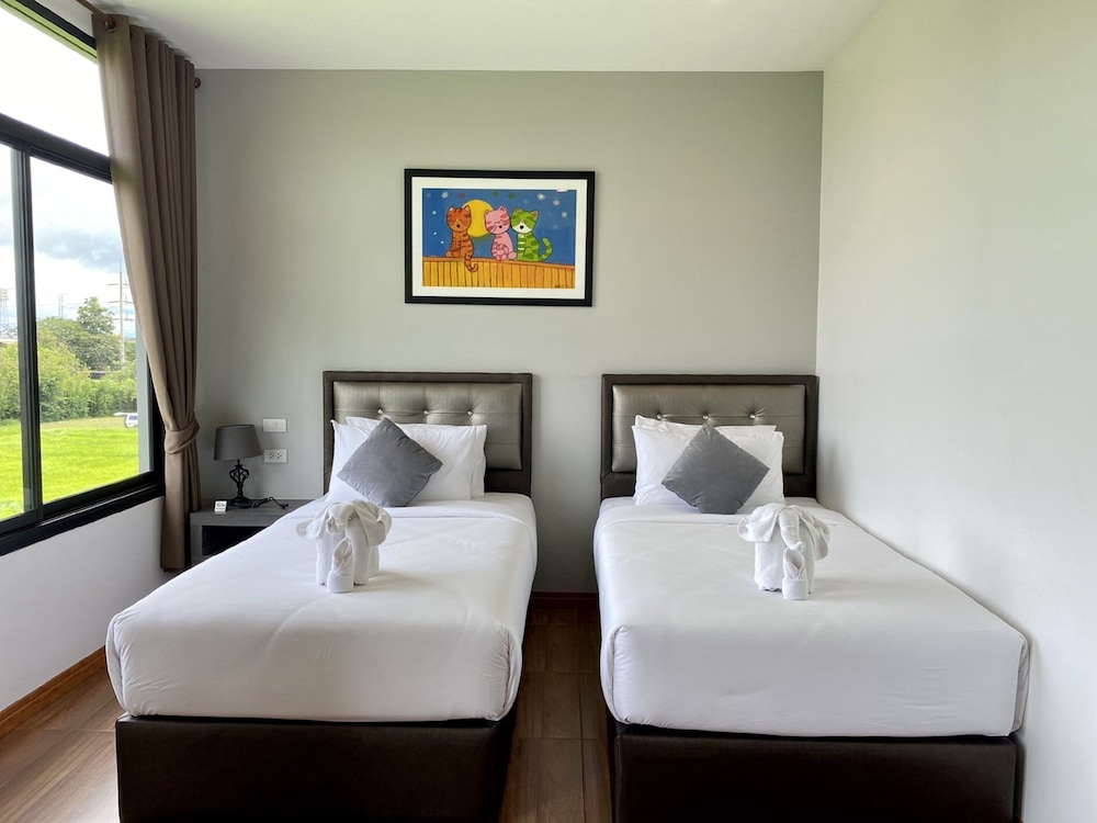 Deluxe Twin Room - Photo 4