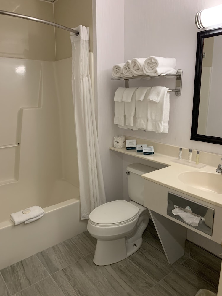 Suite, 2 Queen Beds, Non Smoking - Photo 13