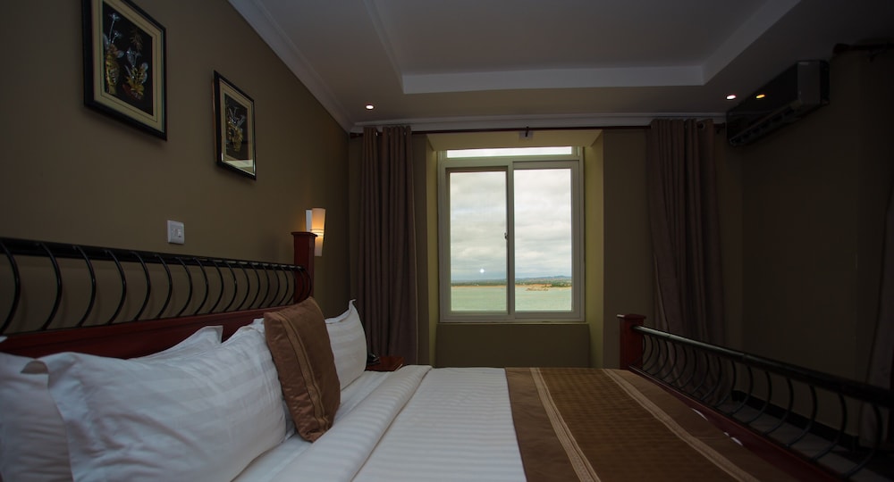 Junior Suite, Lake View
