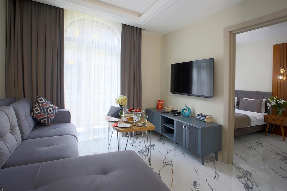 Deluxe Suite with One Bedroom photo 2