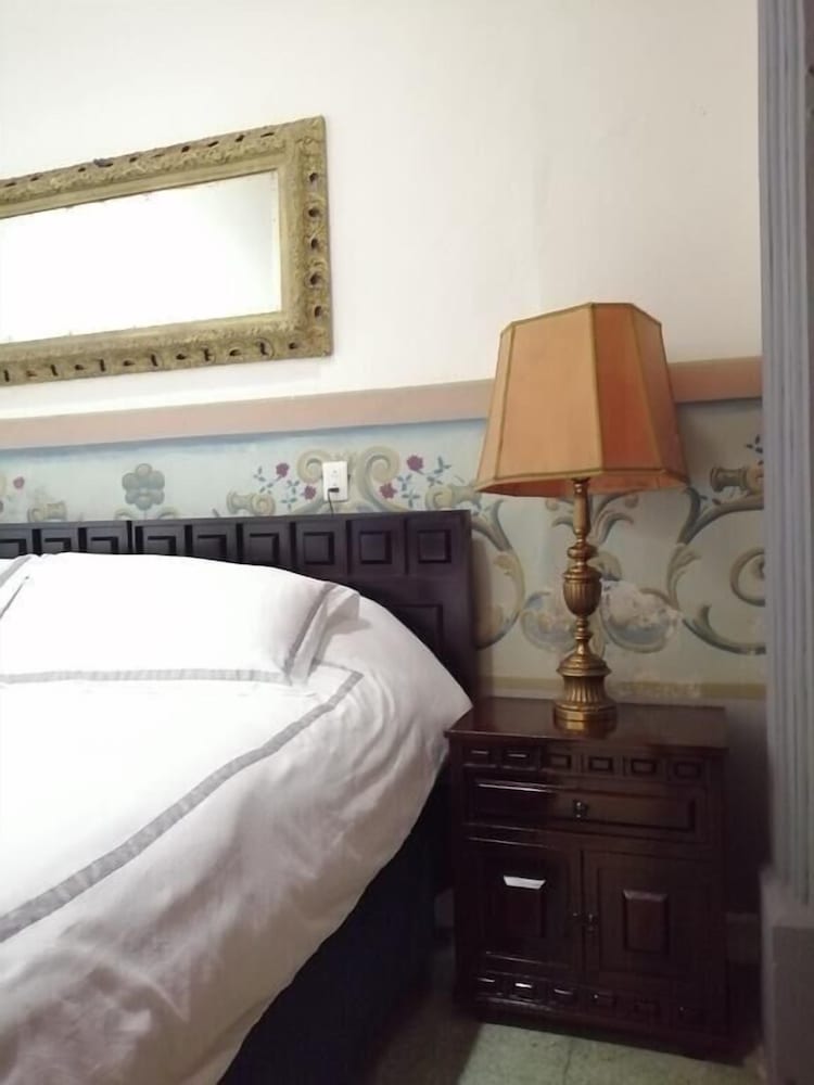 Basic Room photo 2