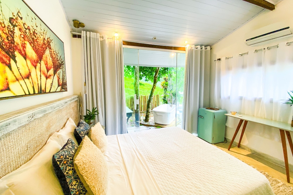 Honeymoon Room