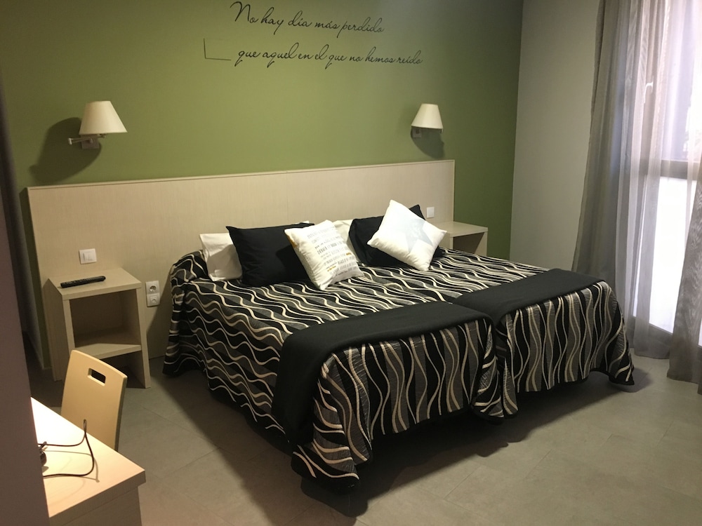 Double or Twin Room photo 2