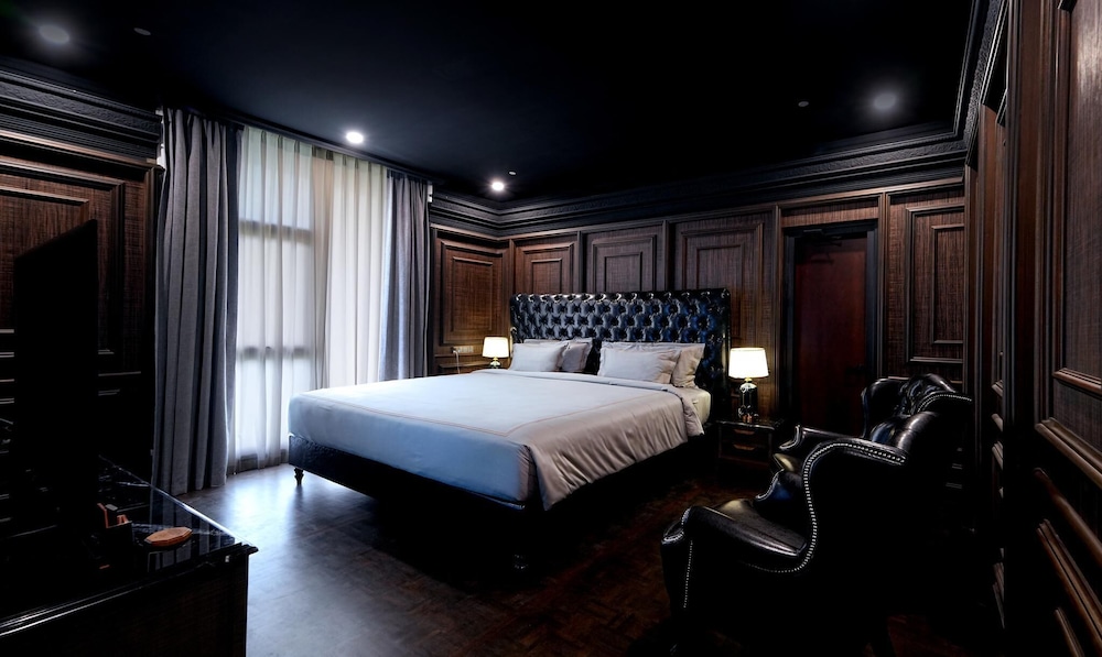 Presidential Suite