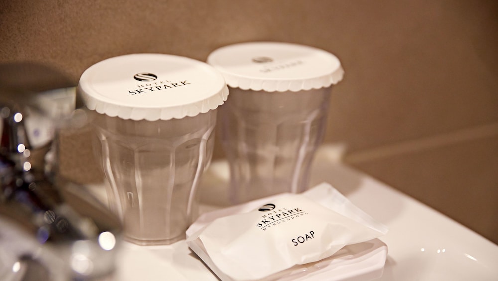 [K-Beauty & Voucher] Standard Double + Voucher (YEOTI KRW30,000 + Shinsegae KRW5,000) + Facial Mask - Photo 7