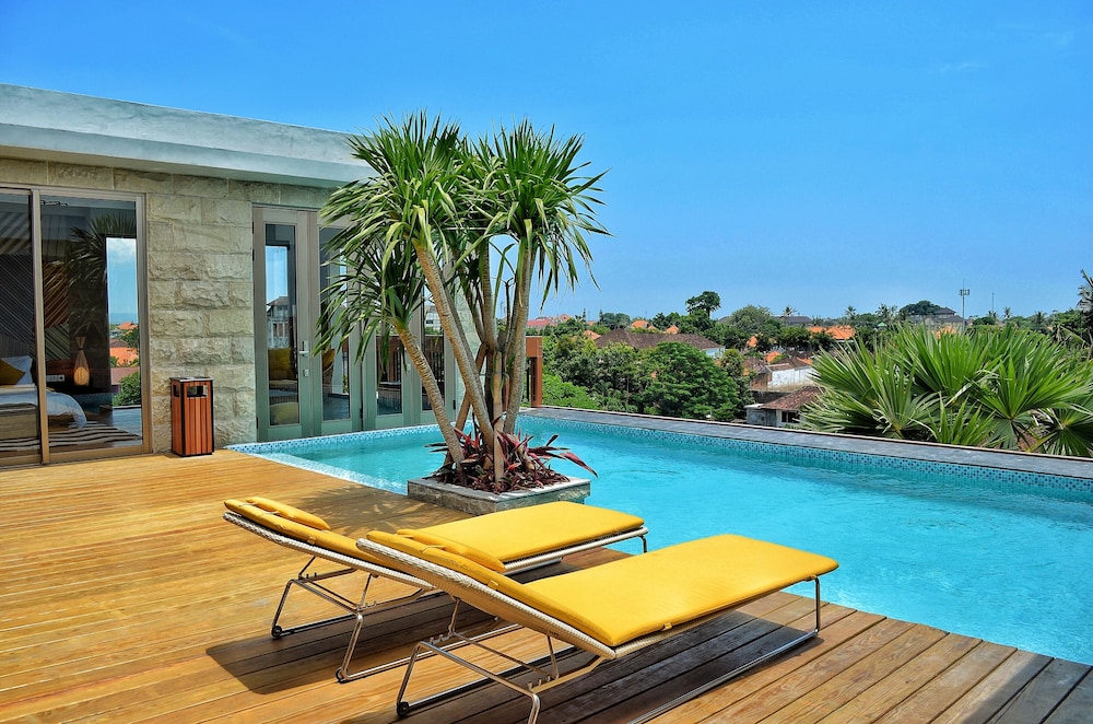 2 BR TSun Rooftop Villa Private Pool (Standard Check Out at 2:00 PM)