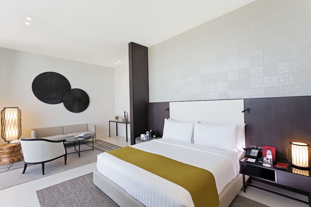 Premier Room With Private Garden King