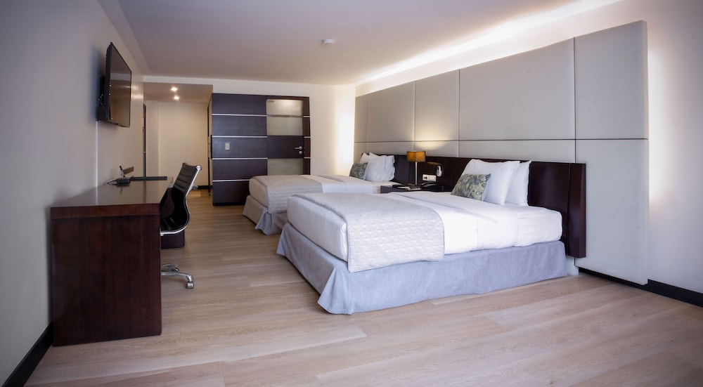 Deluxe Twin Room photo 2