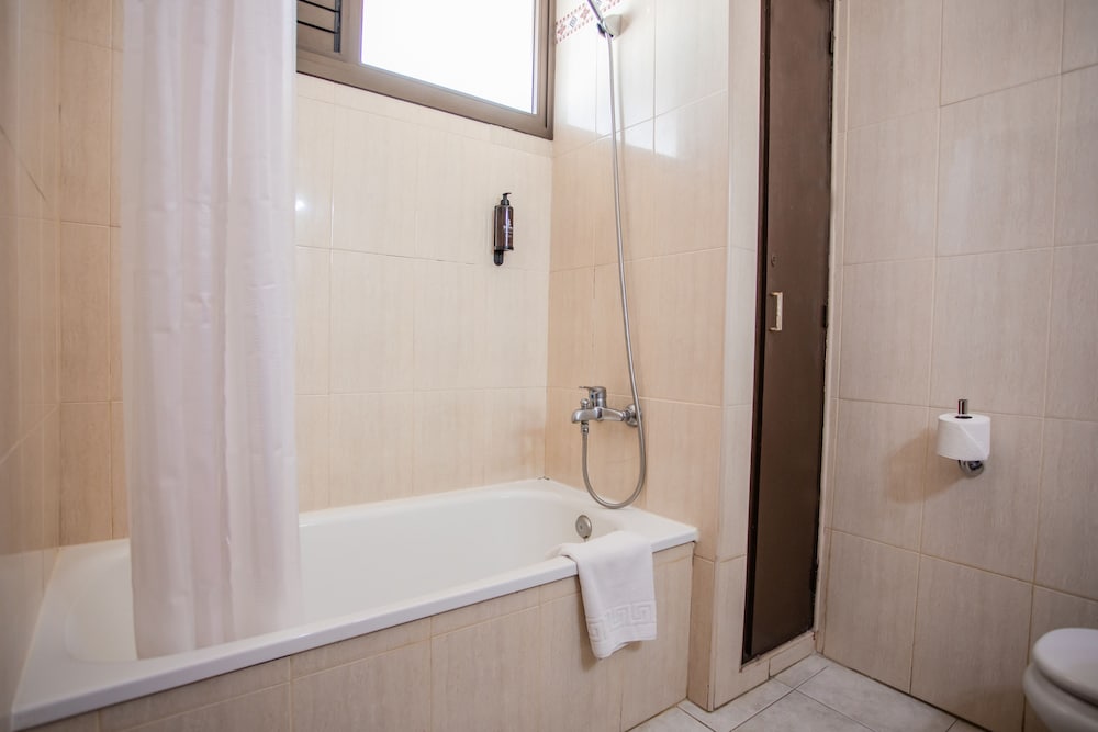 Classic Apartment, 1 Bedroom, Sea View (Single Use) thumbnail 6
