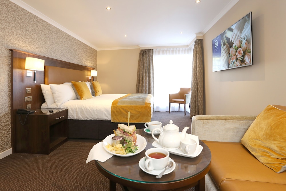 Suite, 1 King Bed, Non Smoking photo 2