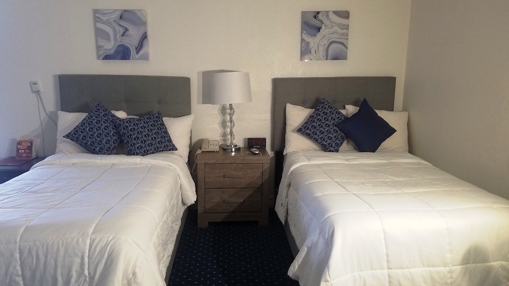 Standard Twin Room, 2 Twin Beds photo 1