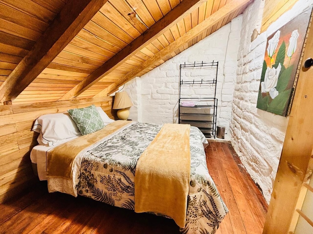 Economy Cottage, 1 Queen Bed photo 1