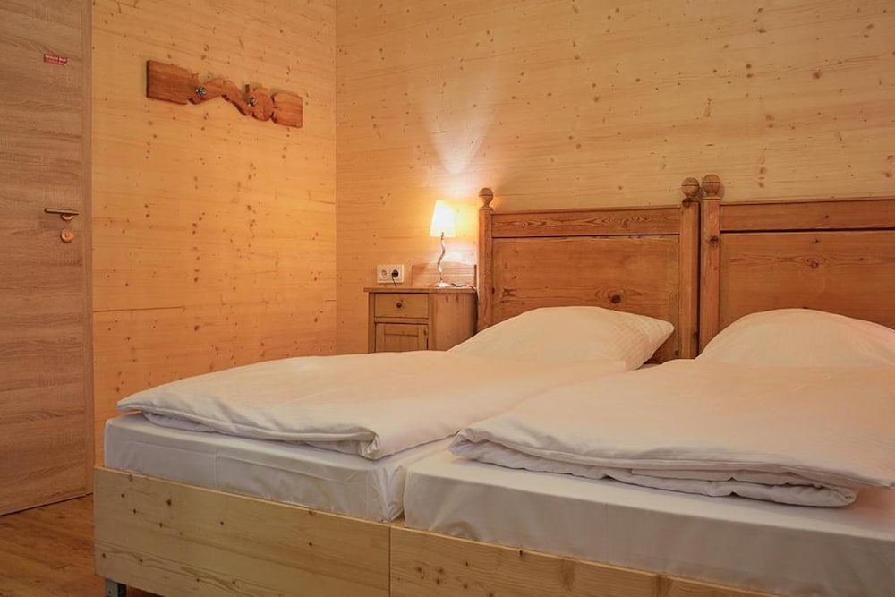 Comfort Double or Twin Room, Private Bathroom