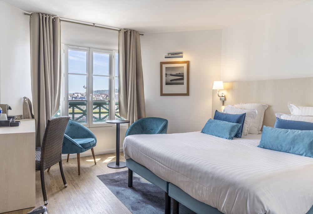 Deluxe Room, 1 Double Bed photo 1