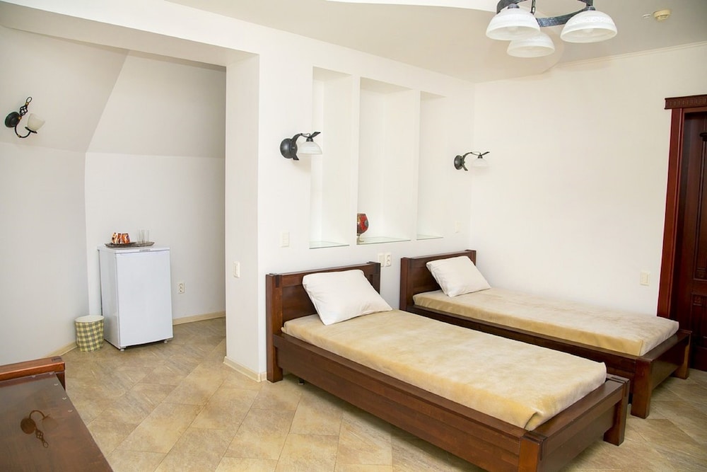 Standard Double or Twin Room (Cottage #4) photo 1