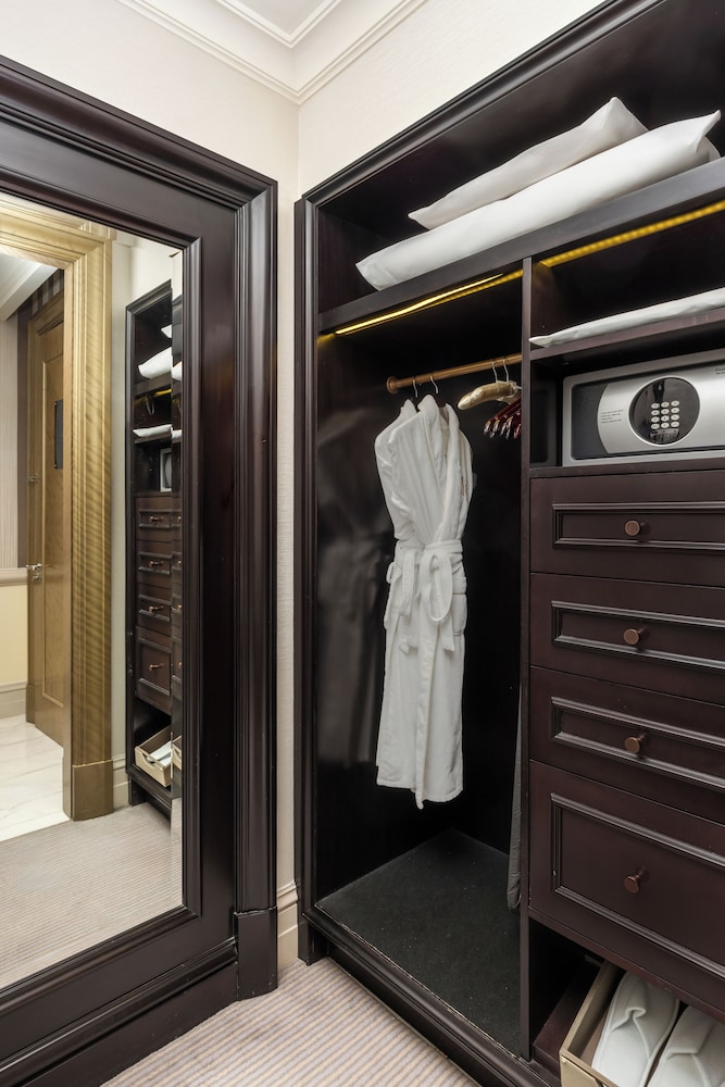 Deluxe Room, 2 Queen Beds