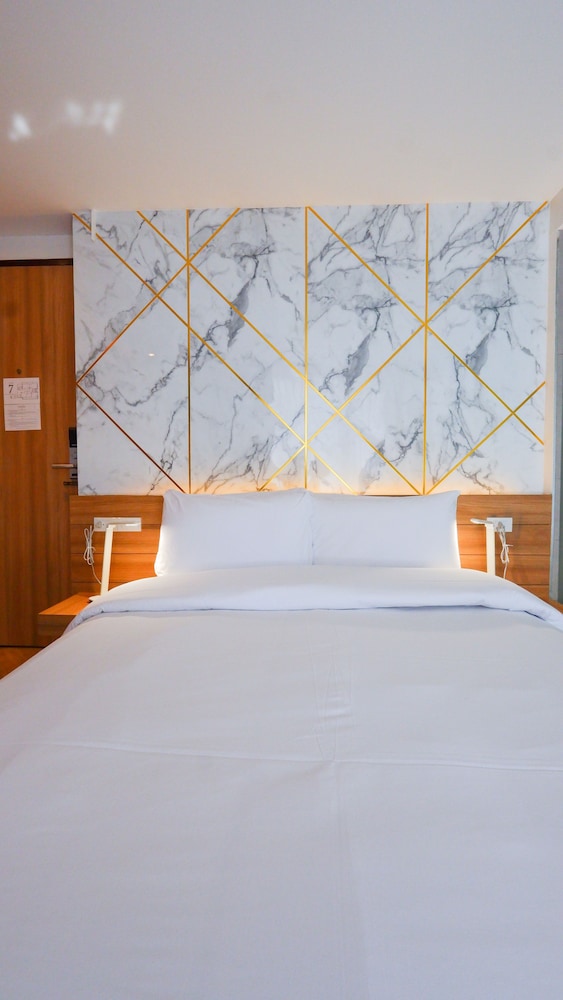 Superior Double Room, City View photo 2