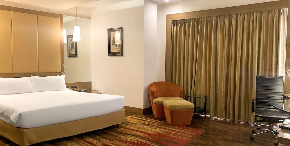 Premium Room - Photo 12