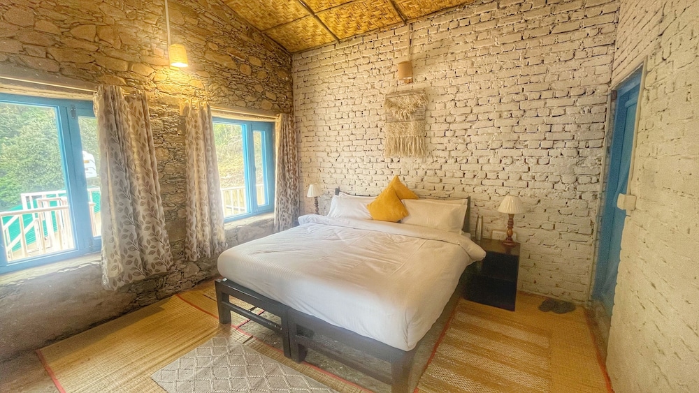 HIMALAYAN VIEW FAMILY SUITE photo 1