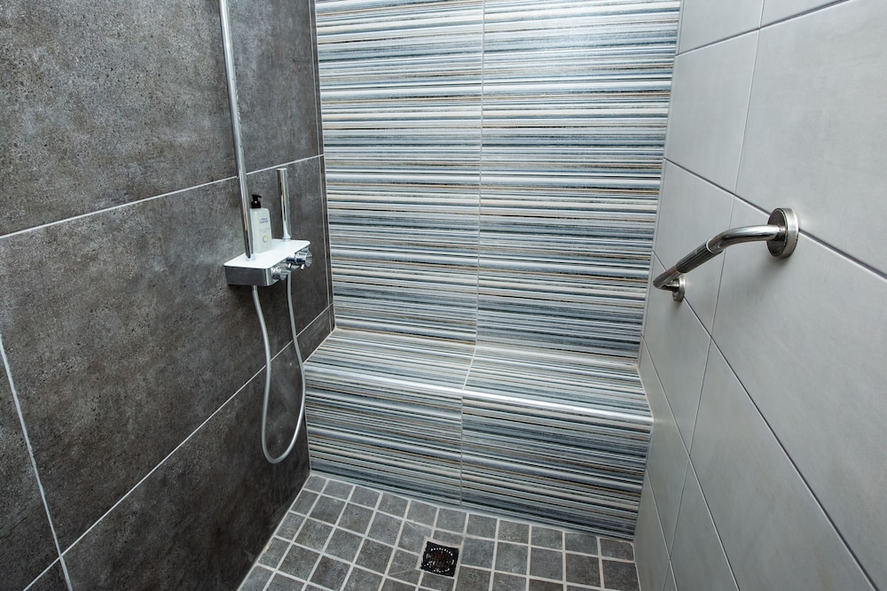 Standard Double Room 2 = Umlilo = double room with double bed photo 2