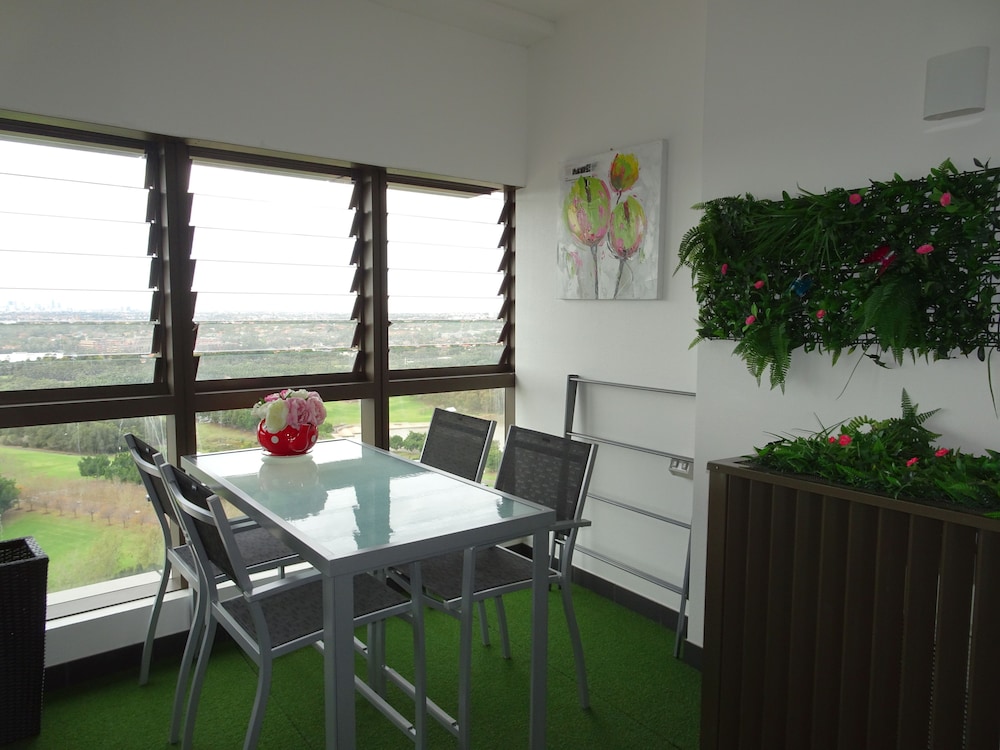 Deluxe Apartment, 1 Bedroom, City View photo 2