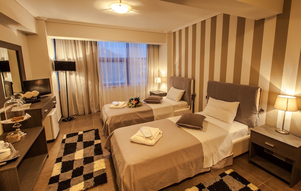 Superior Double or Twin Room, Sea View photo 2