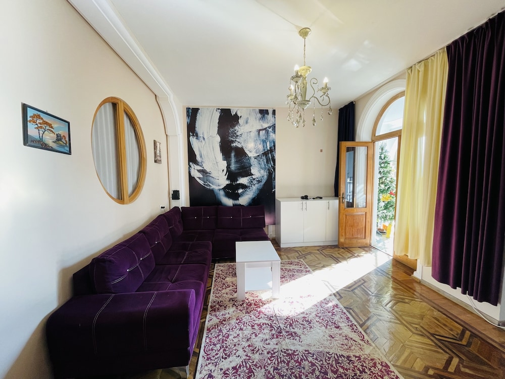 Luxury Apartment