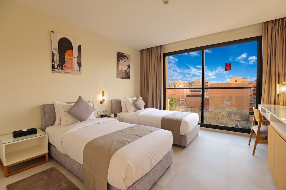 Superior Room - Photo 8