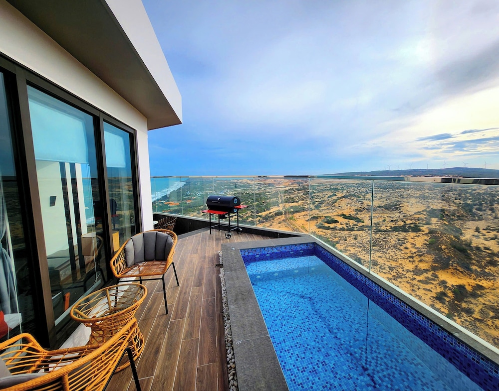Suite, Private Pool, Garden View